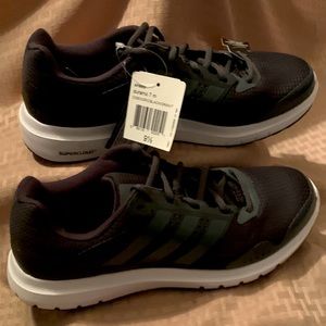 New! Never worn Adidas Supercloud Running Shoe